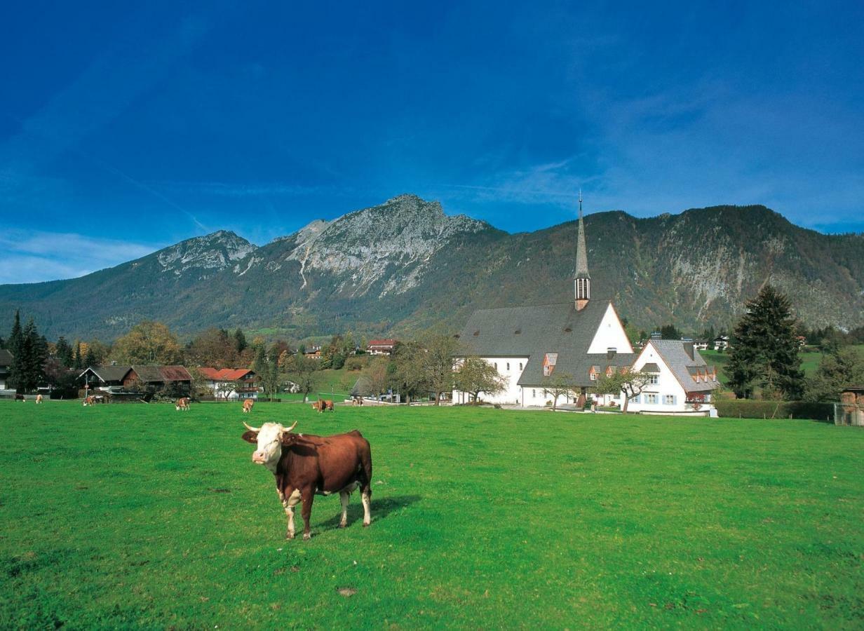 Gästehaus Färbinger Lägenhet Bayerisch Gmain Exteriör bild